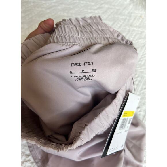 Nike One Dri-Fit Ultra High Waisted 3” Brief Lined Shorts in Violet Ore, size S - Picture 7 of 7